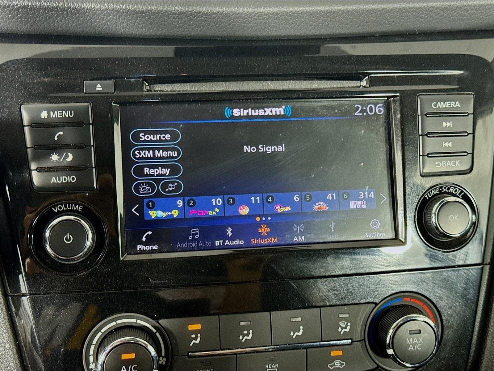 2022 Nissan Rogue Sport S