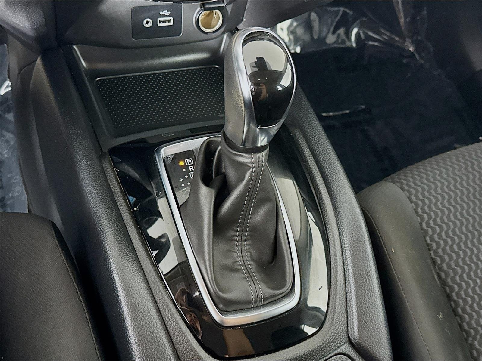 2022 Nissan Rogue Sport S