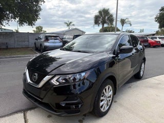 2022 Nissan Rogue Sport S