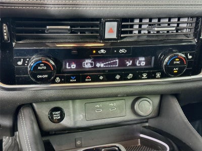 2024 Nissan Rogue Platinum