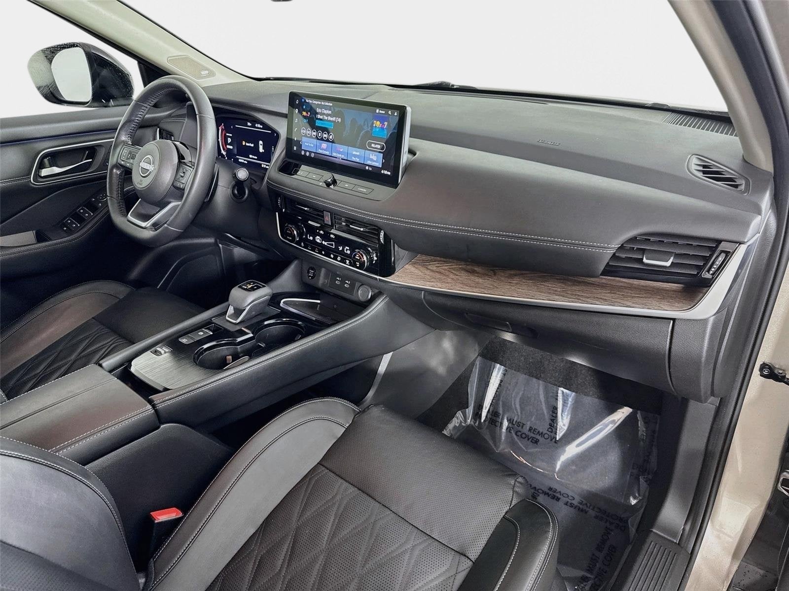 2024 Nissan Rogue Platinum
