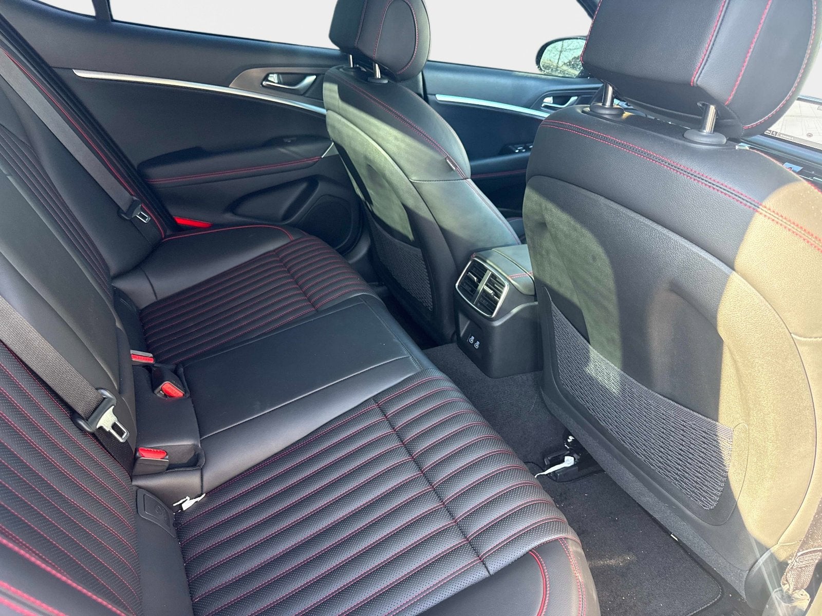 2025 Genesis G70 3.3T Sport Advanced