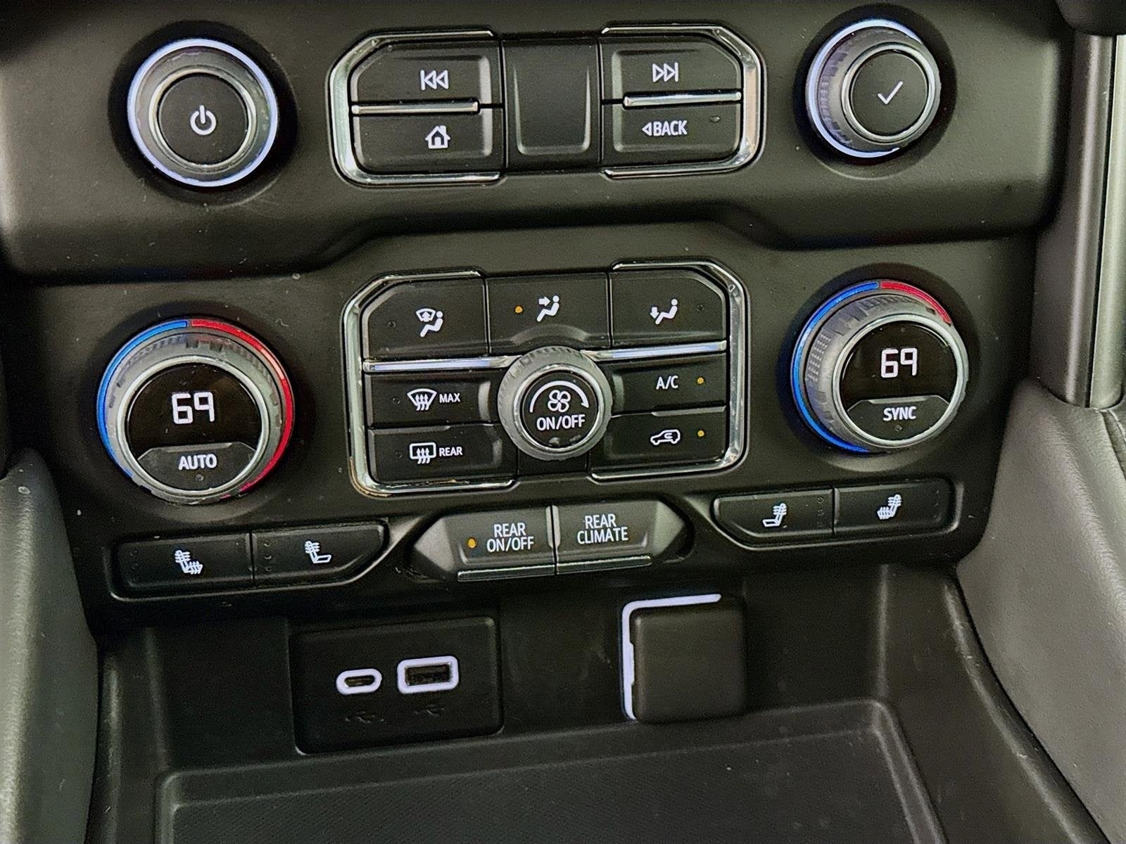 2022 Chevrolet Suburban Z71