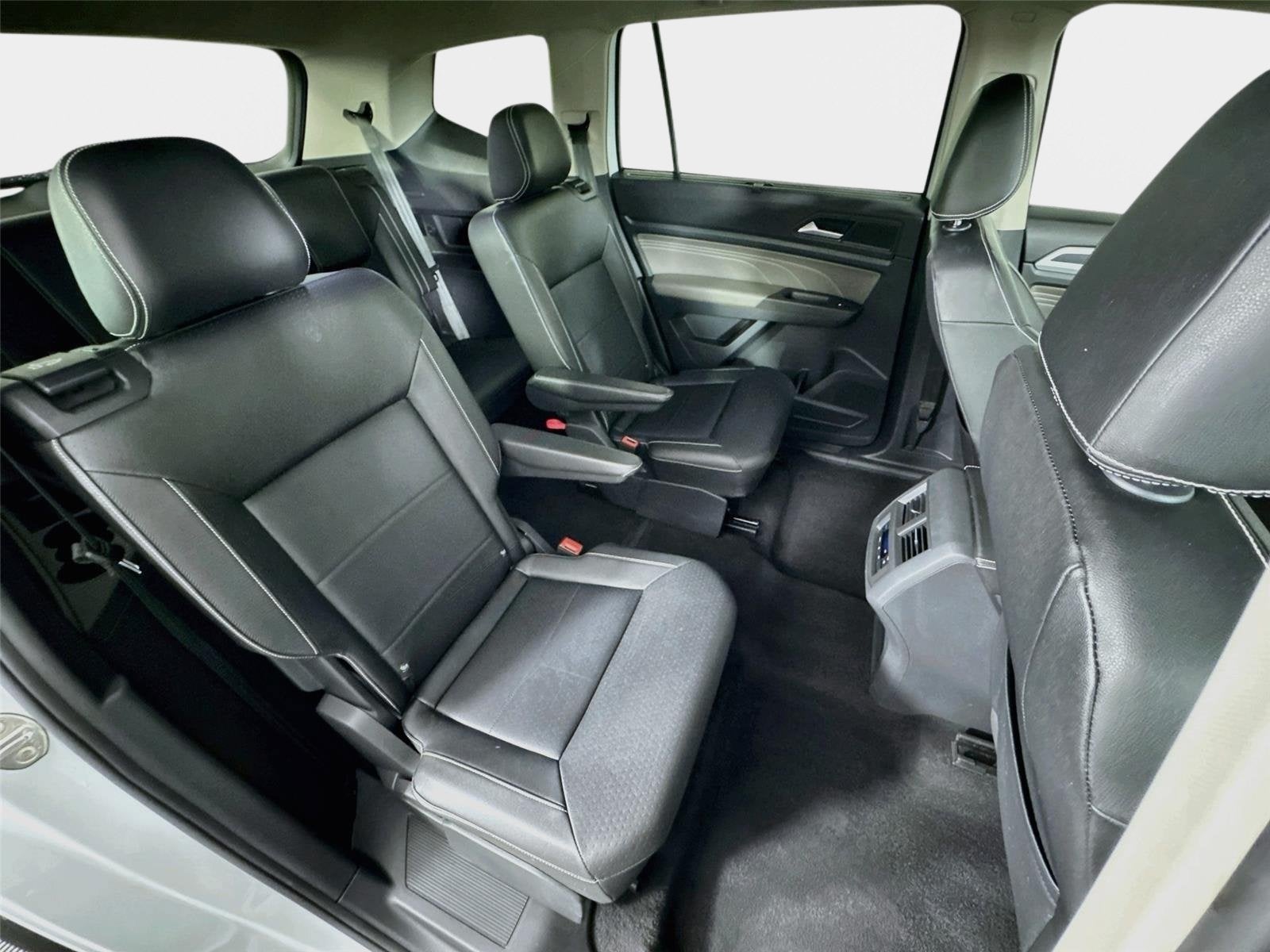 2023 Volkswagen Atlas 3.6L V6 SEL R-Line Black