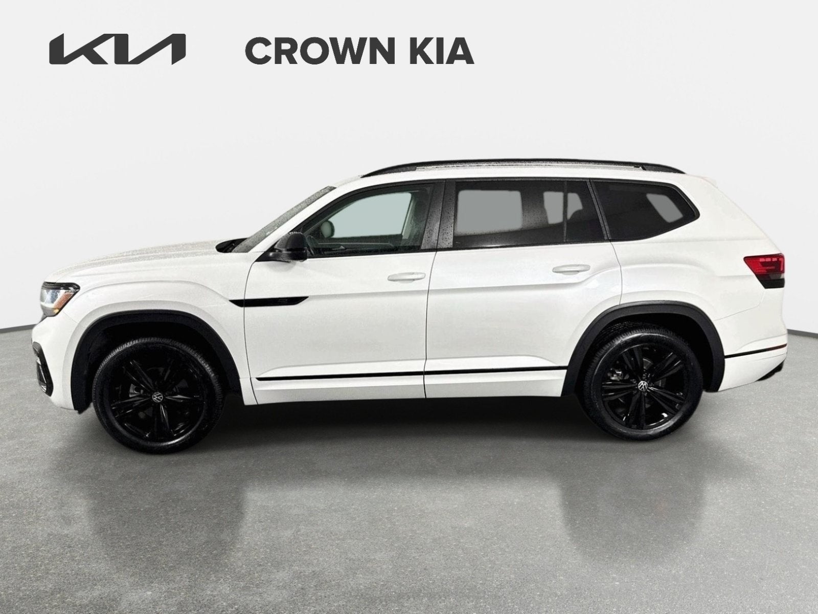 2023 Volkswagen Atlas 3.6L V6 SEL R-Line Black