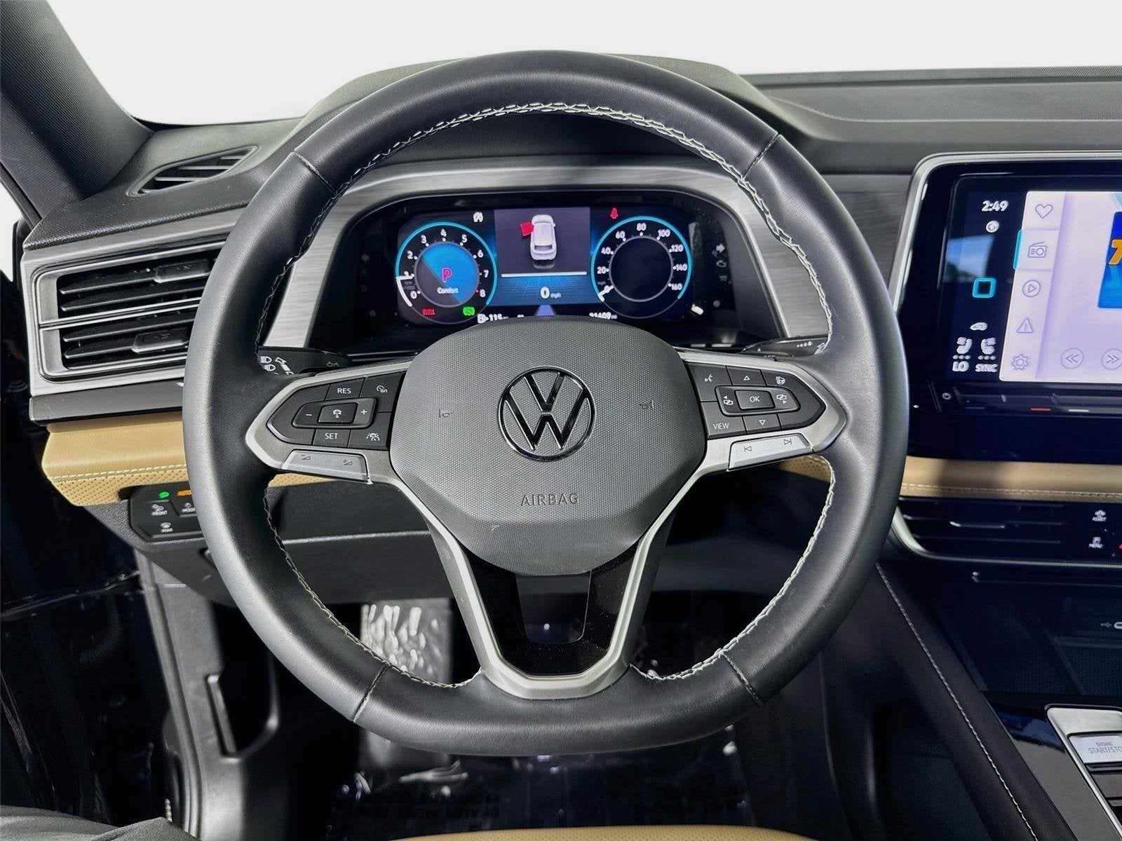 2024 Volkswagen Atlas Cross Sport 2.0T SE w/Technology