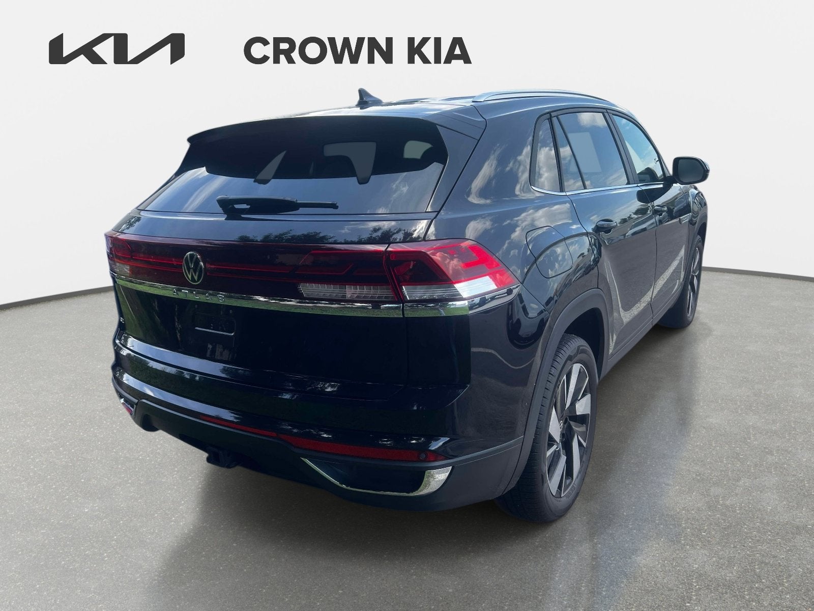 2024 Volkswagen Atlas Cross Sport 2.0T SE w/Technology