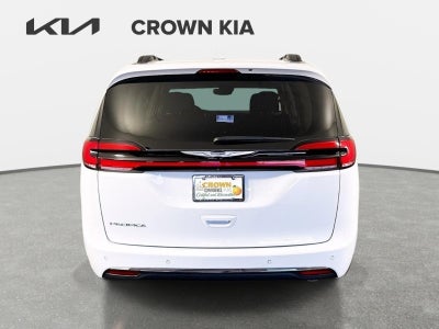 2021 Chrysler Pacifica Touring