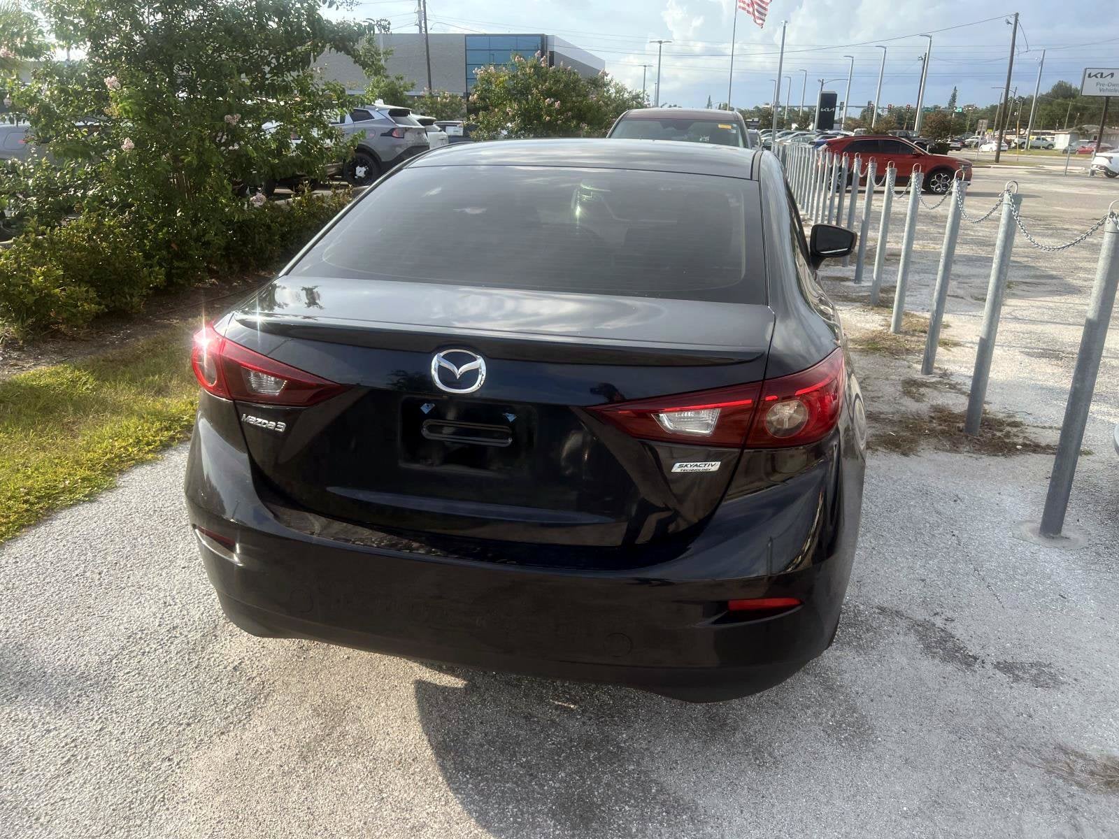 2018 Mazda Mazda3 4-Door Touring