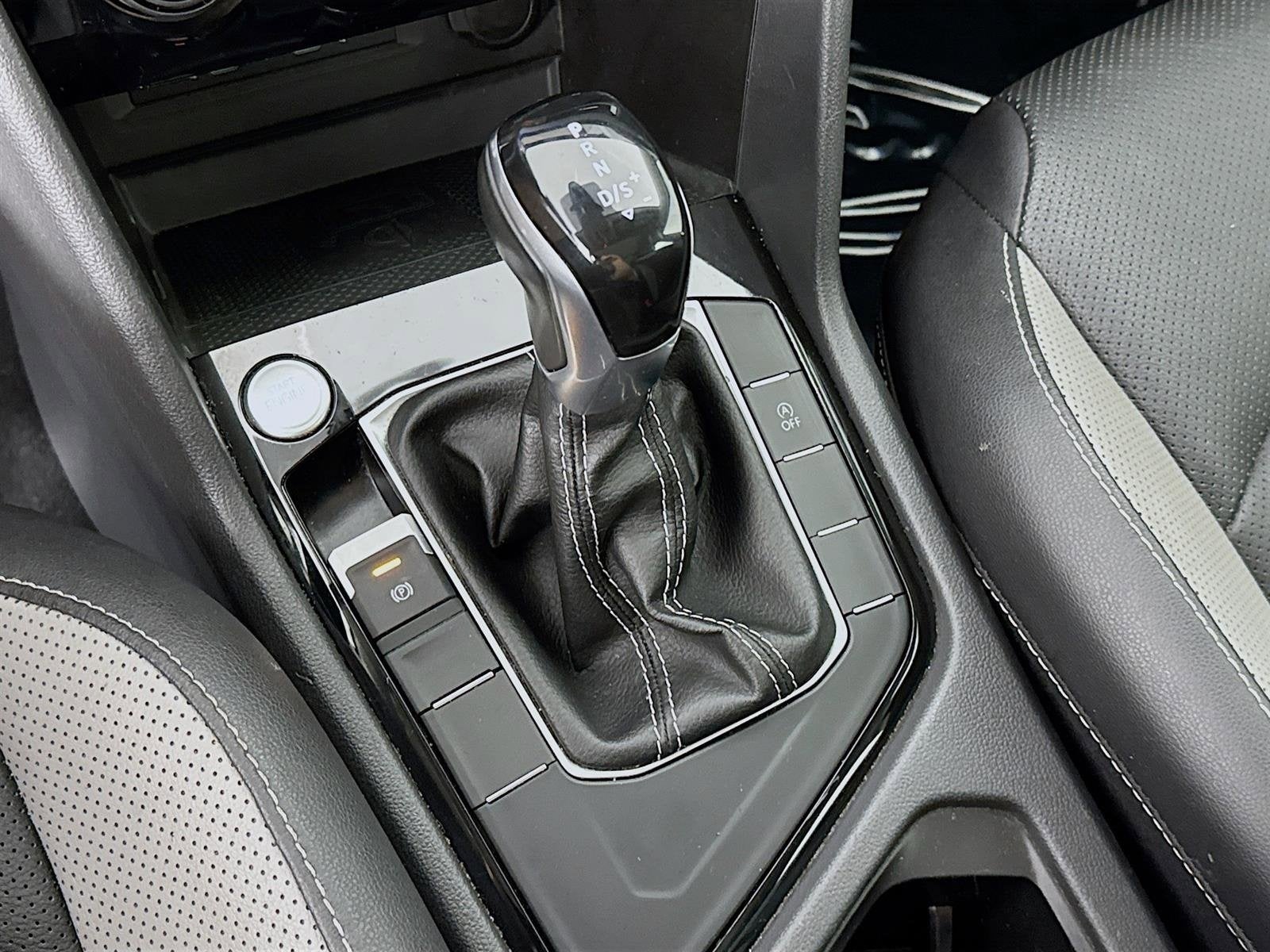 2022 Volkswagen Taos SEL