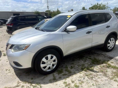 2016 Nissan Rogue Base