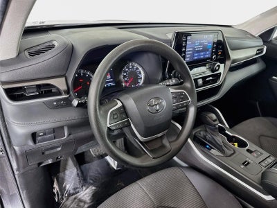 2022 Toyota Highlander L