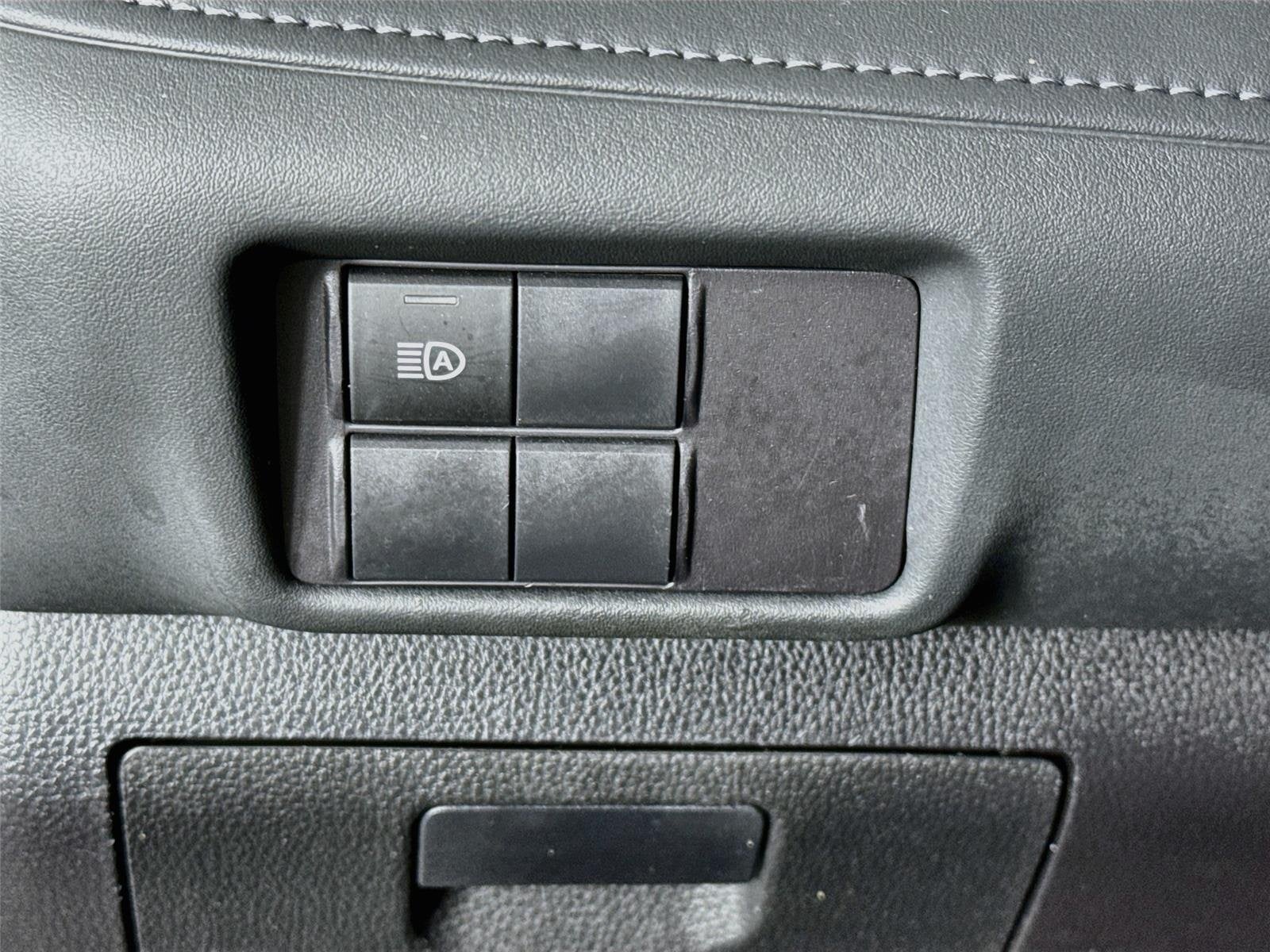 2022 Toyota Highlander L