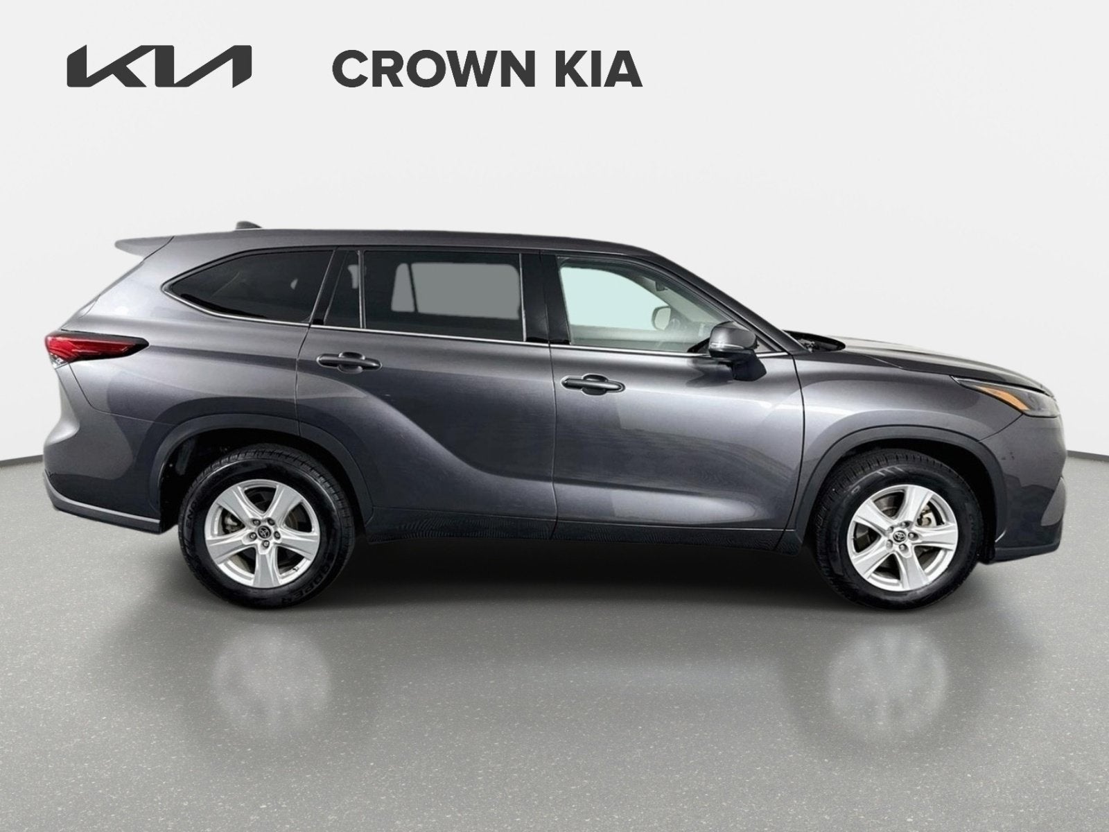 2022 Toyota Highlander L