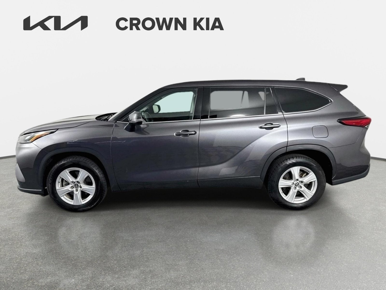 2022 Toyota Highlander L