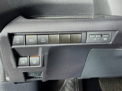 2025 Toyota Sienna XSE