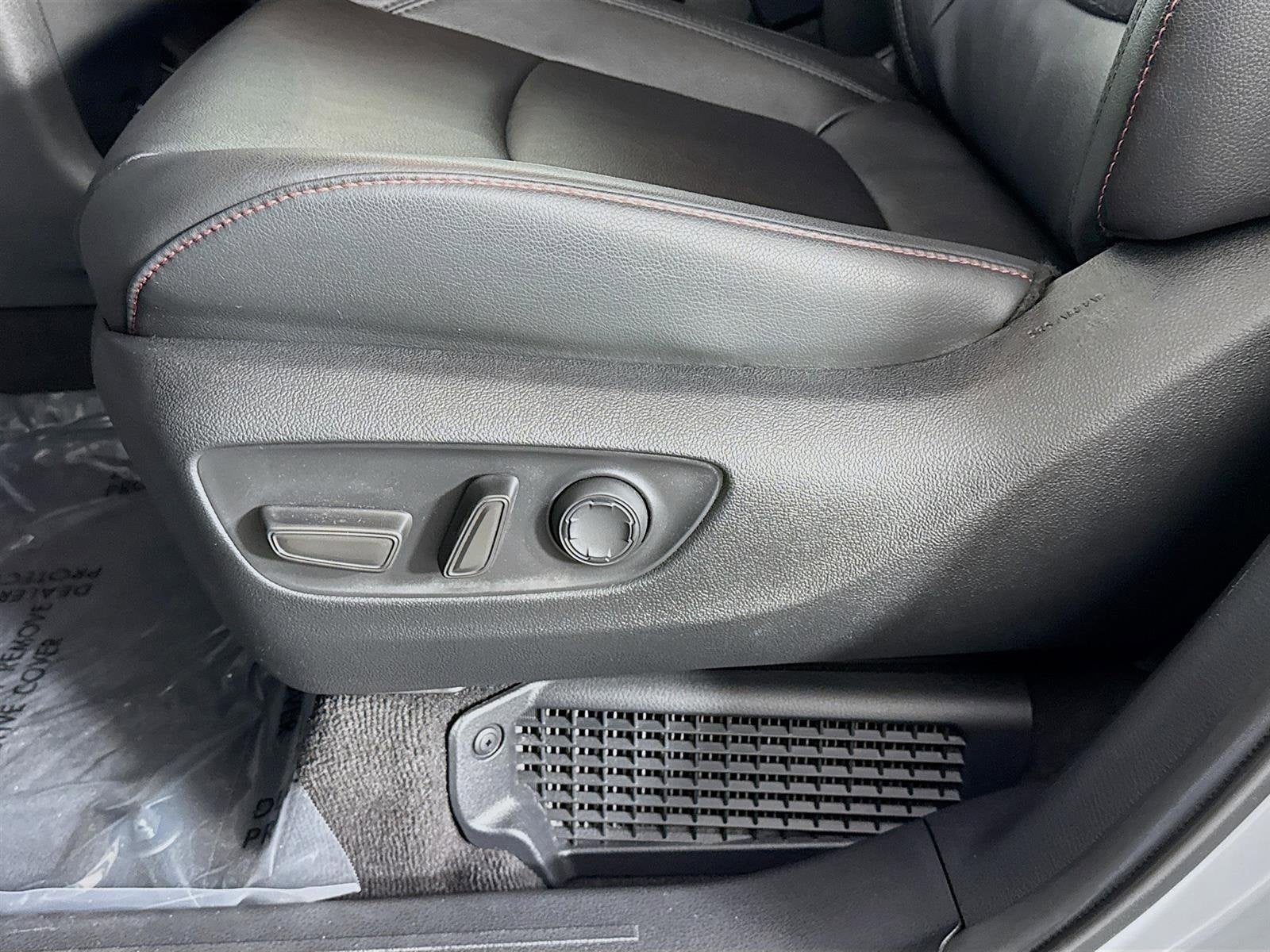 2025 Toyota Sienna XSE