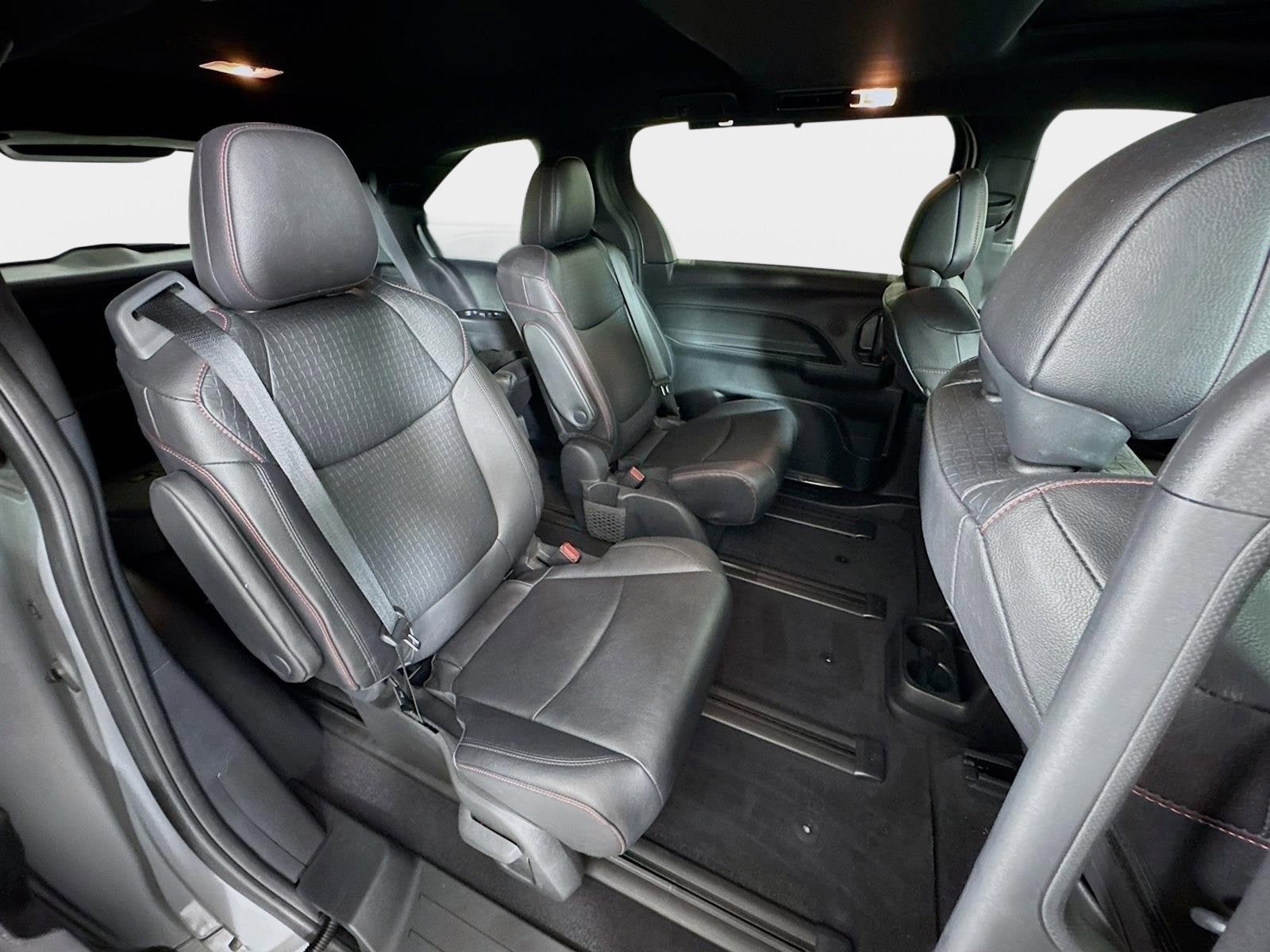 2025 Toyota Sienna XSE