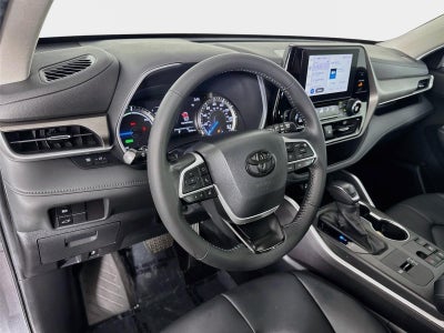 2023 Toyota Highlander Hybrid XLE