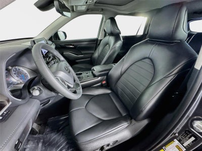 2023 Toyota Highlander Hybrid XLE