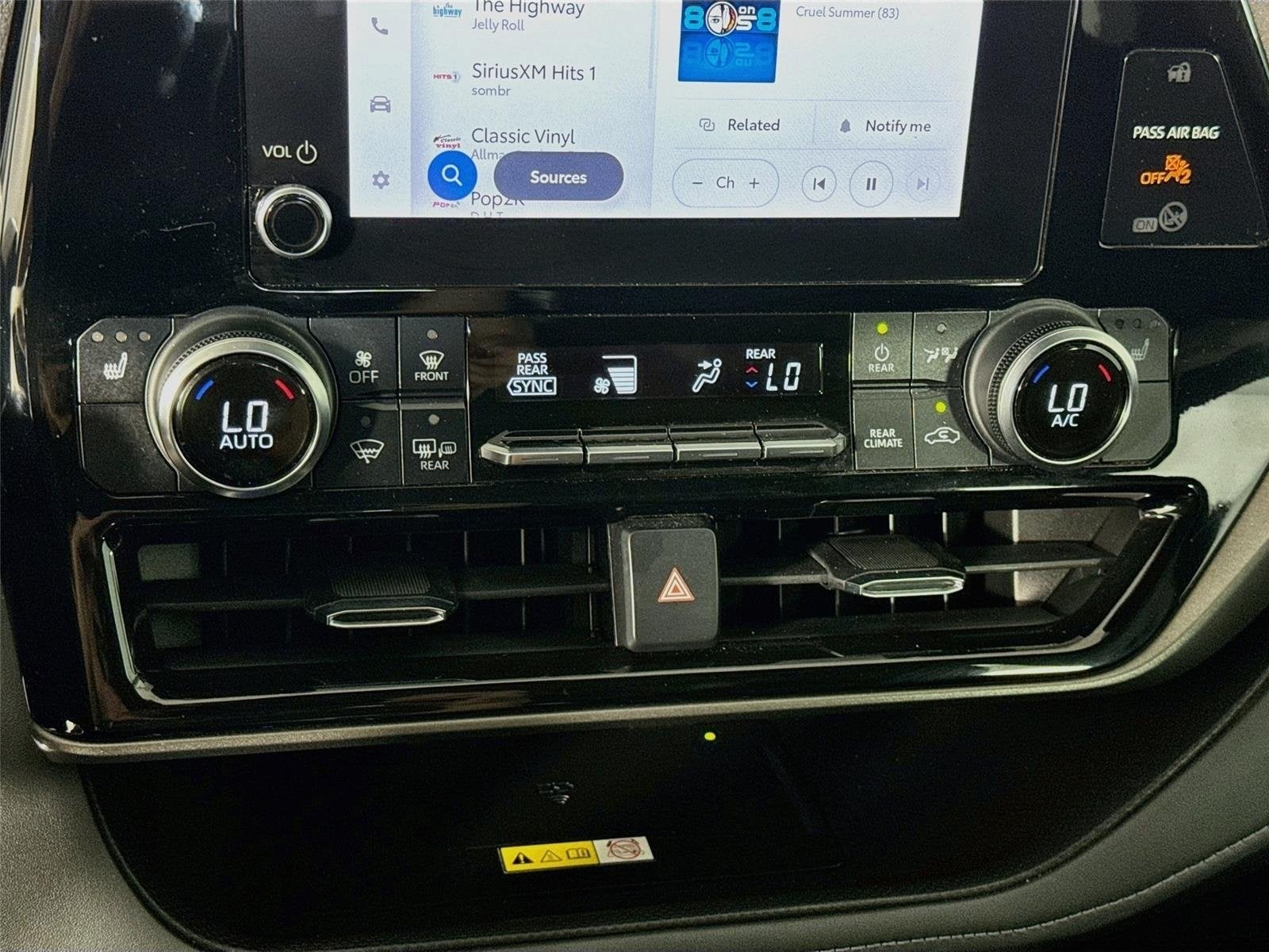 2023 Toyota Highlander Hybrid XLE