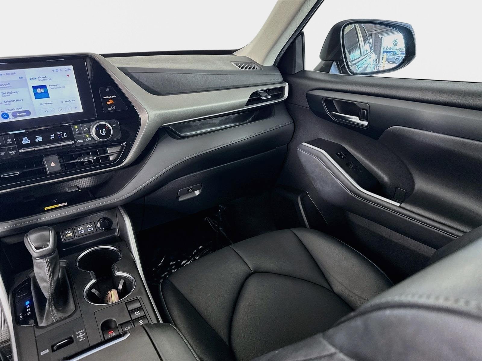 2023 Toyota Highlander Hybrid XLE