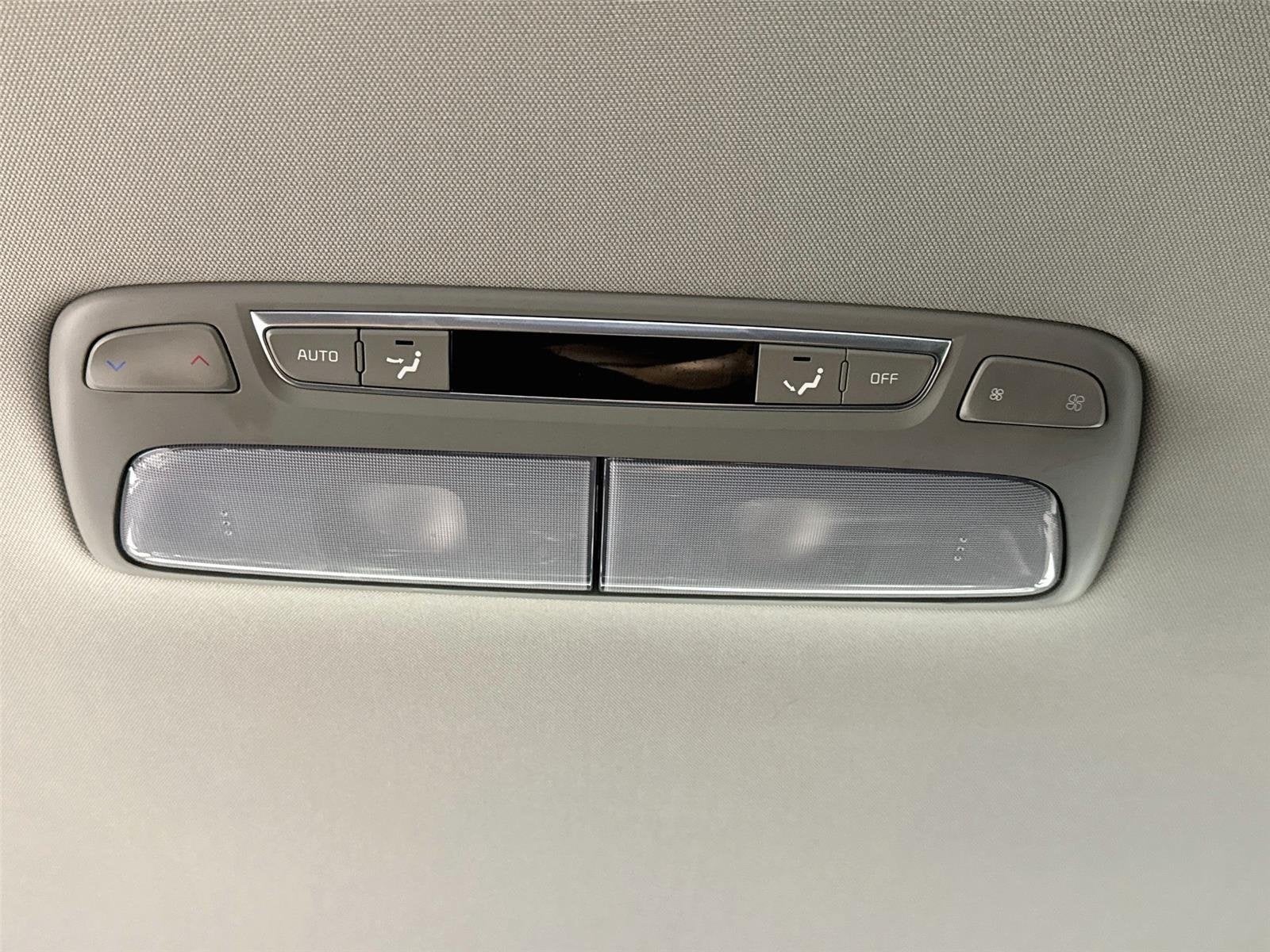 2023 Kia Telluride LX