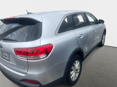 2016 Kia Sorento L