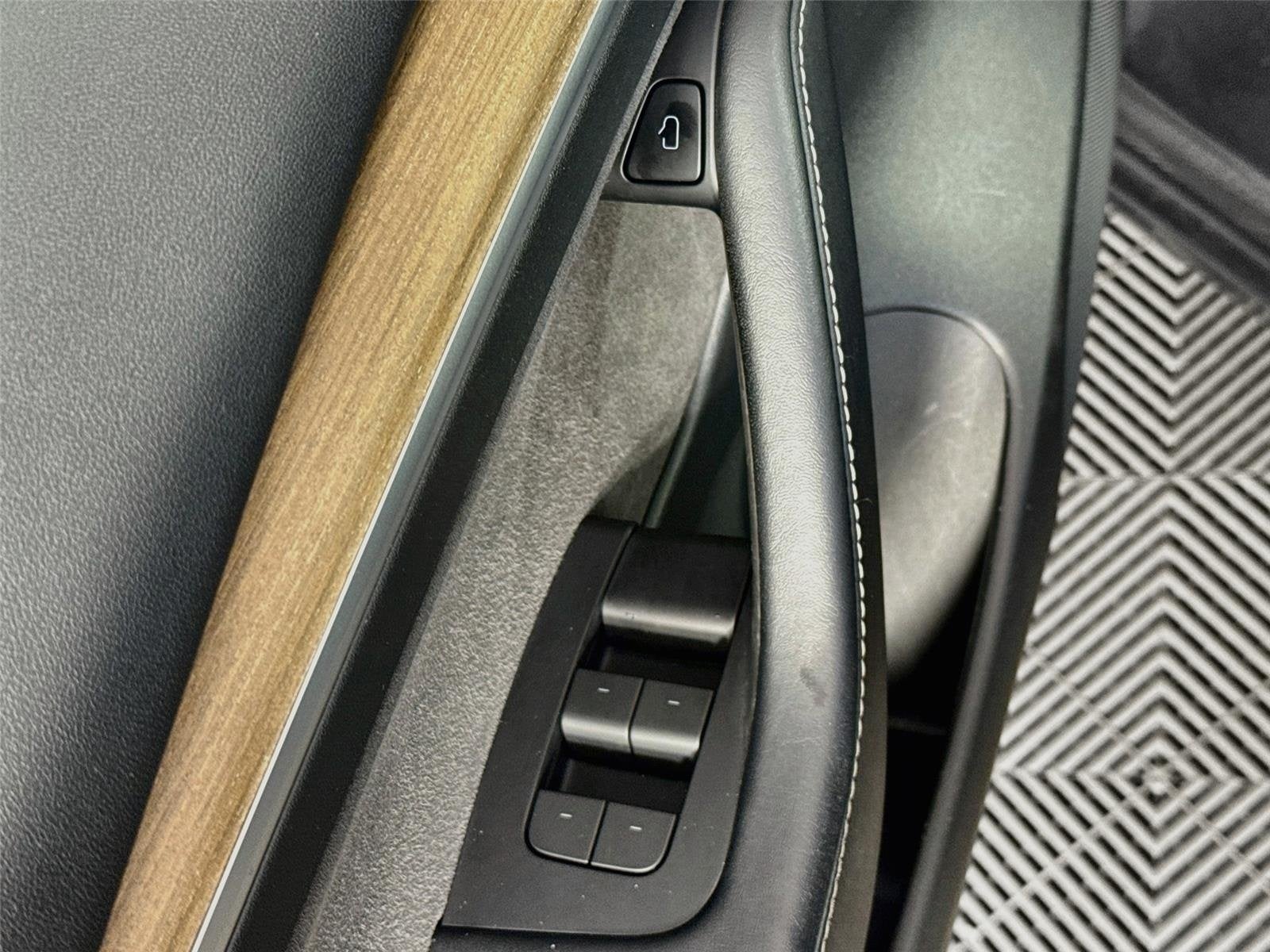 2022 Tesla Model 3 Base