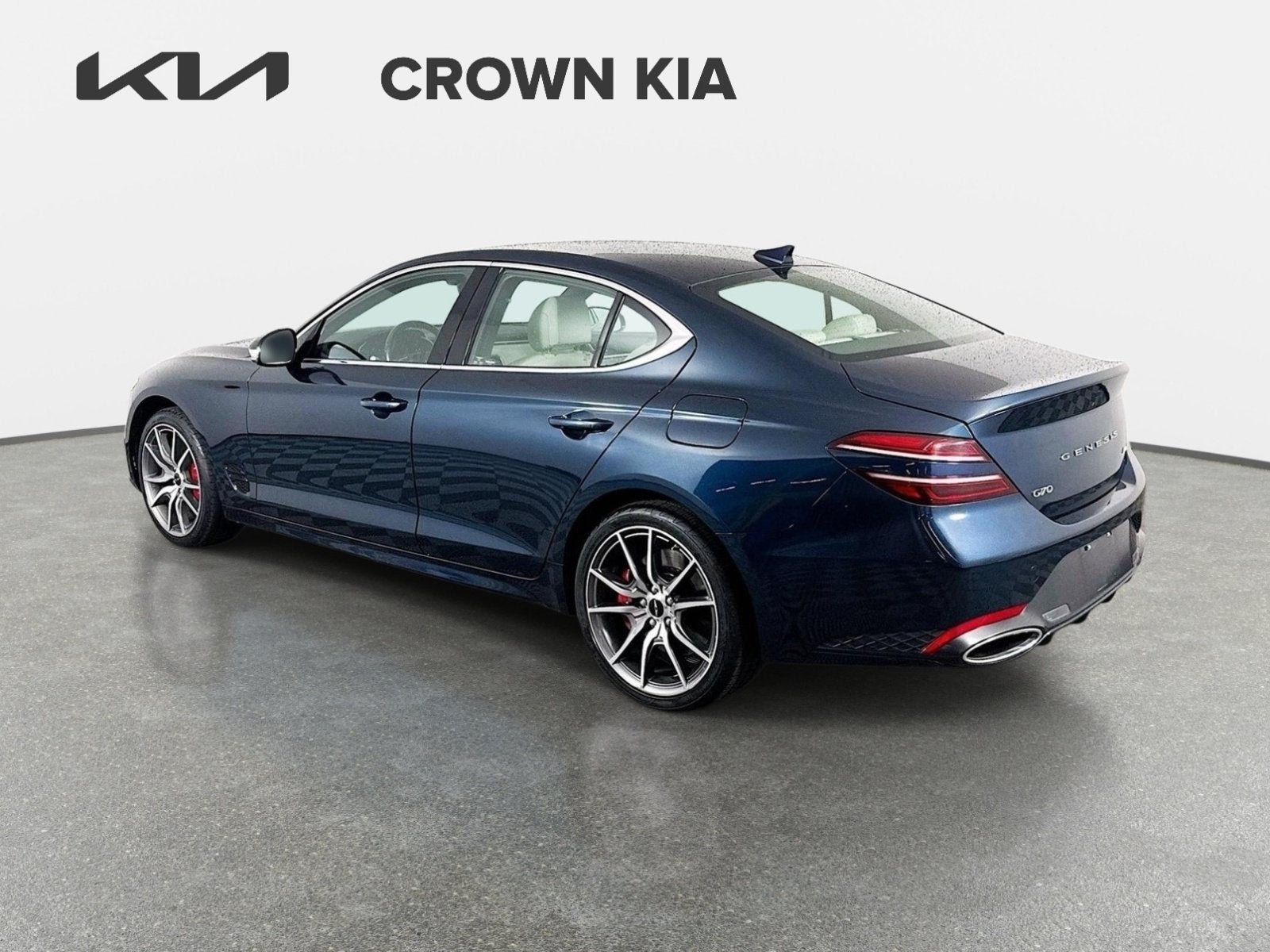2025 Genesis G70 2.5T