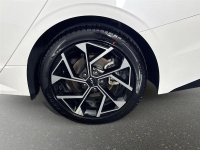 2025 Kia K5 EX