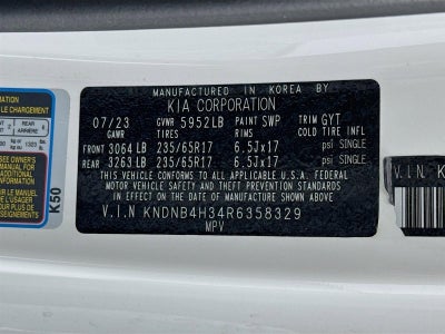 2024 Kia CARNIVAL LX