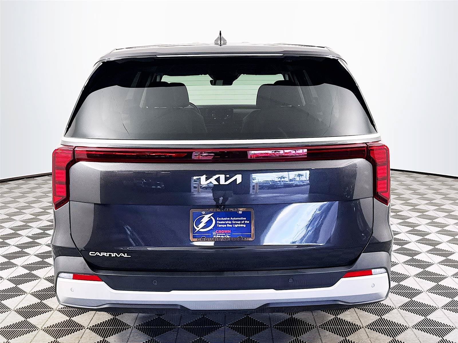 2025 Kia Carnival LXS