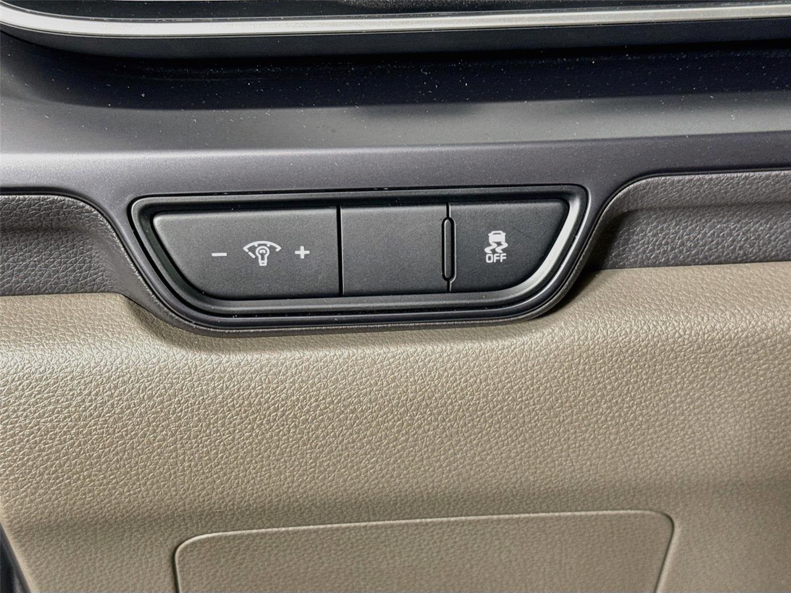 2025 Kia Carnival LXS