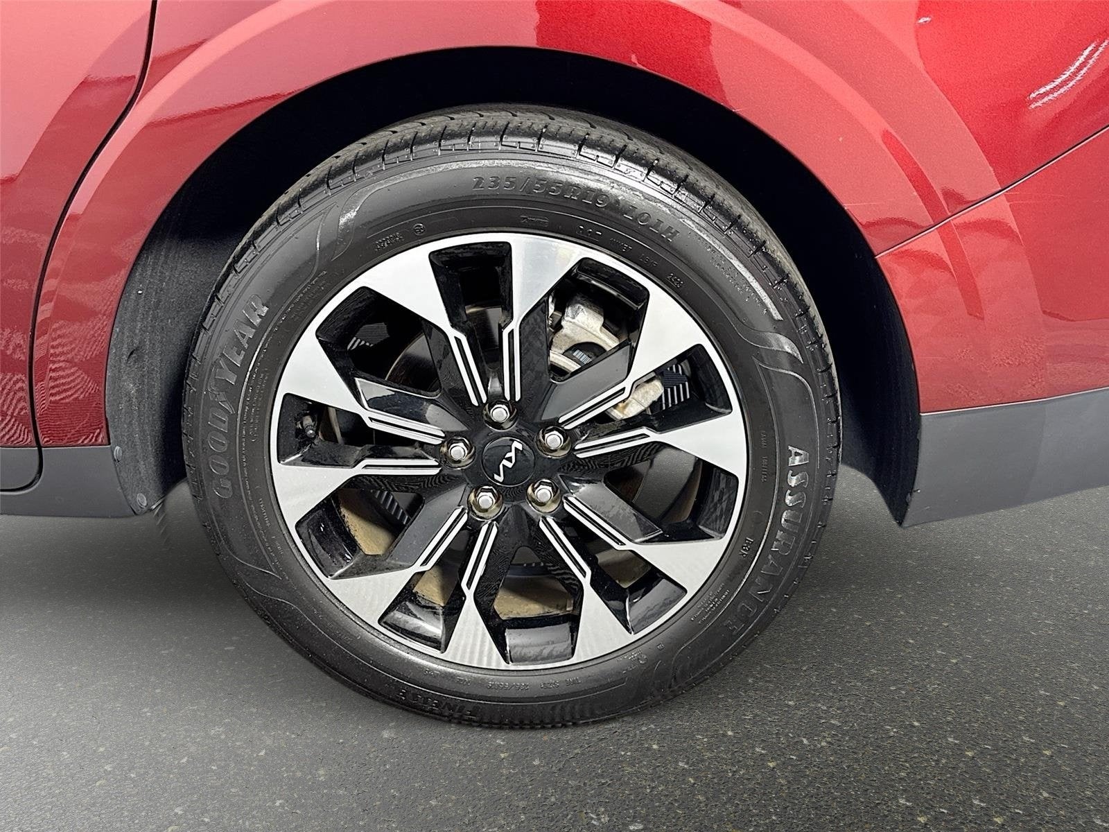 2024 Kia Carnival EX