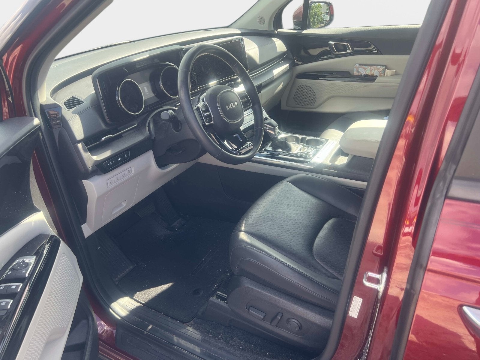 2024 Kia Carnival EX