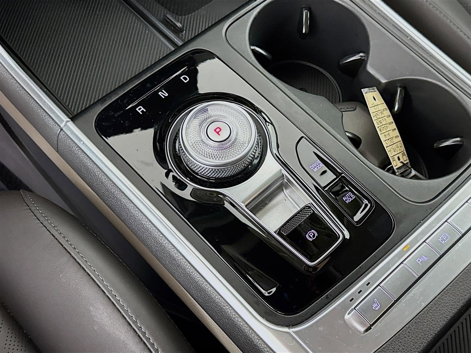 2025 Kia CARNIVAL HYBRID