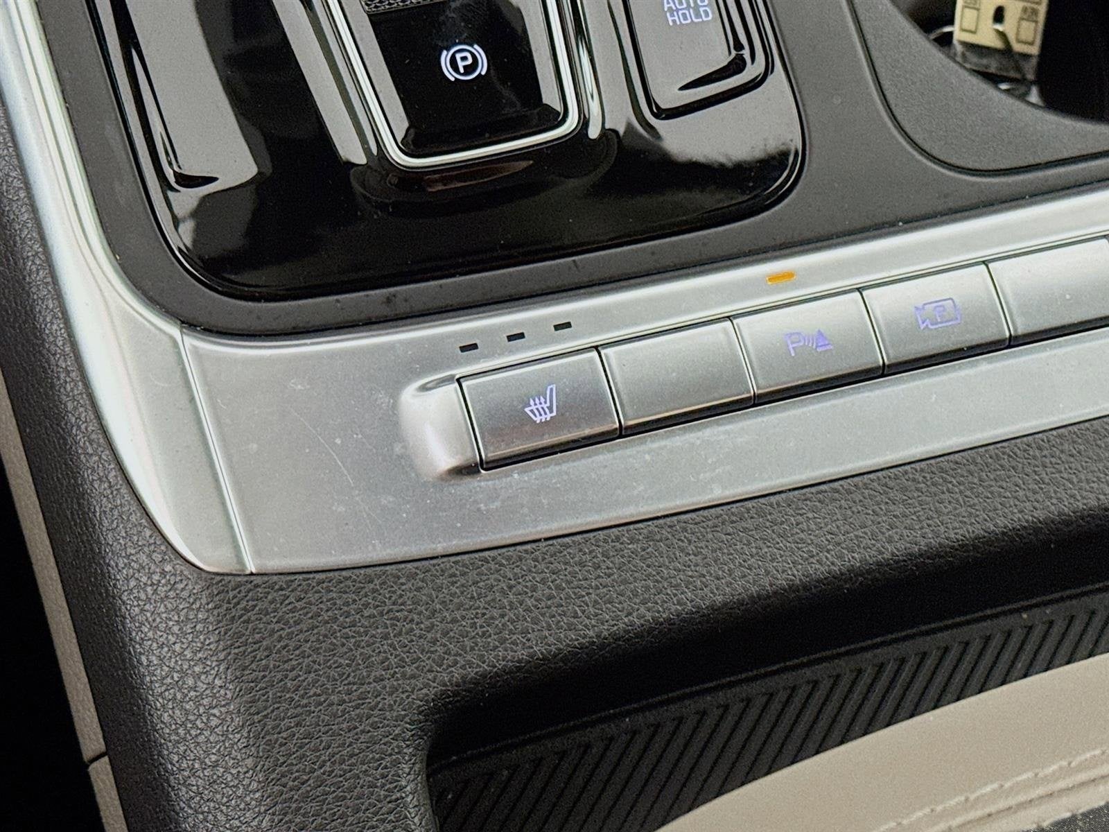 2025 Kia CARNIVAL HYBRID