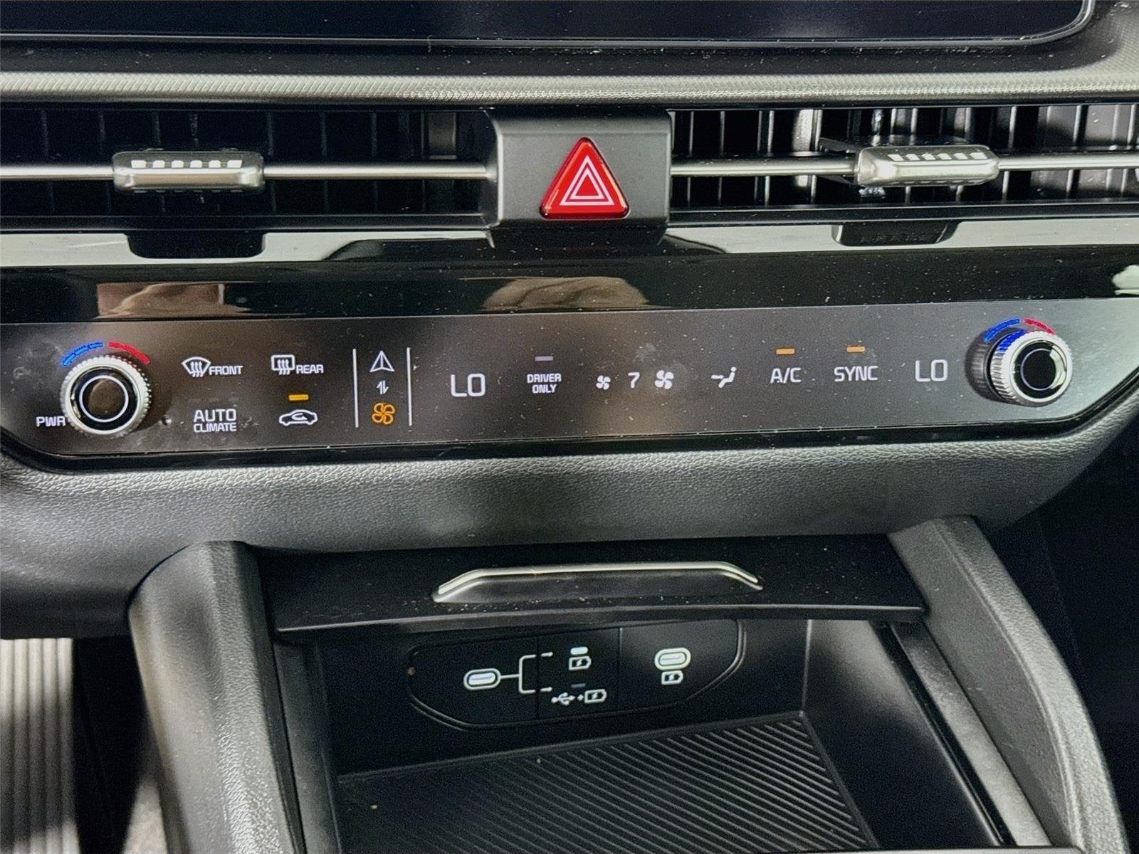 2026 Kia Sportage Hybrid S