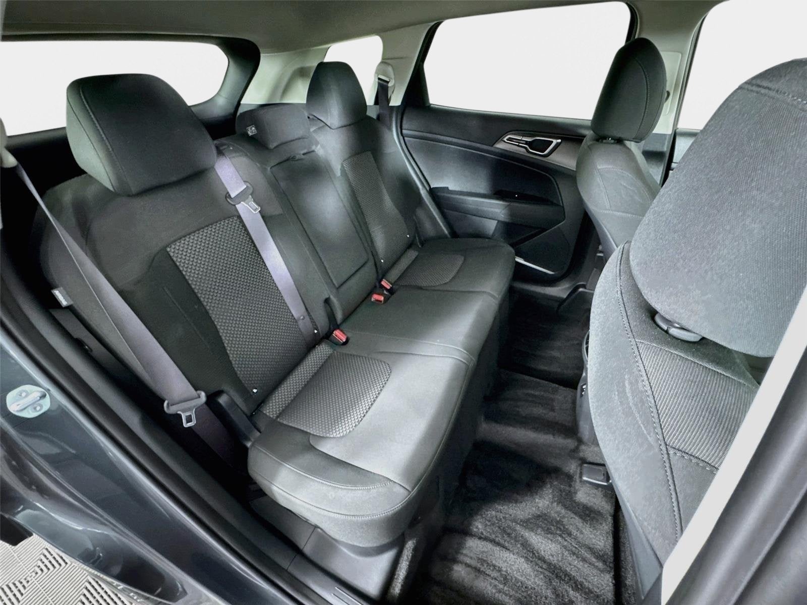 2026 Kia Sportage Hybrid S