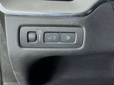 2022 Volvo XC60 Recharge Plug-In Hybrid R-Design