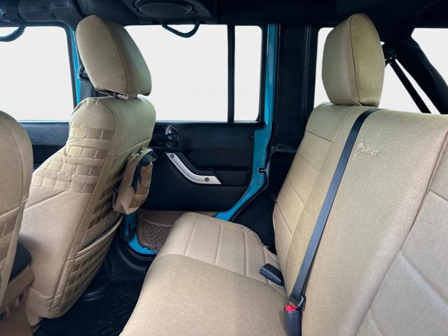 2012 Jeep Wrangler Unlimited Unlimited Sahara