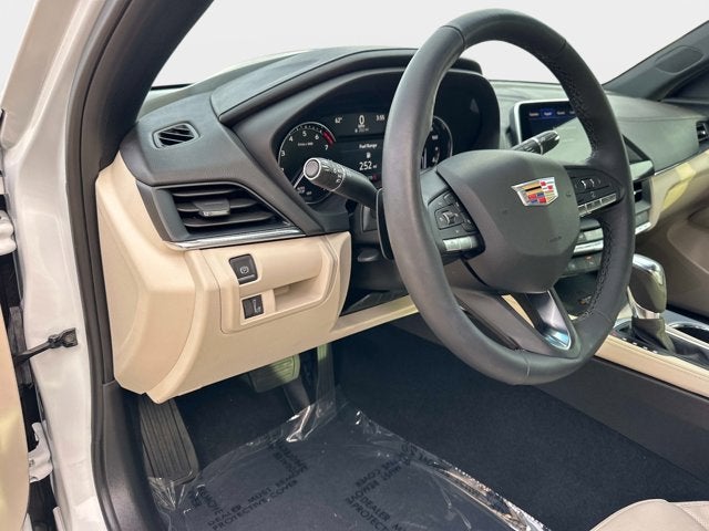 2025 Cadillac CT4 Premium Luxury