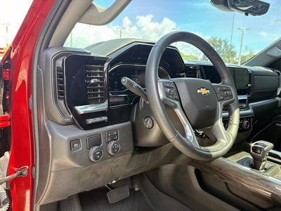 2025 Chevrolet Silverado 1500 LTZ