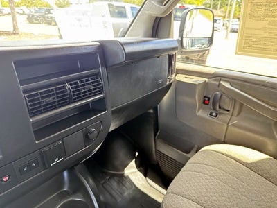2024 GMC Savana Passenger LS