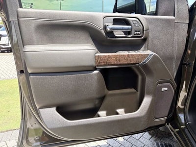 2023 GMC Sierra 2500HD Denali