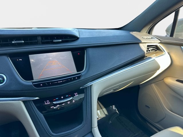 2017 Cadillac XT5 Base