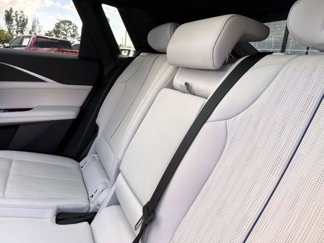 2025 Cadillac LYRIQ Sport