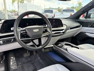 2025 Cadillac LYRIQ Sport