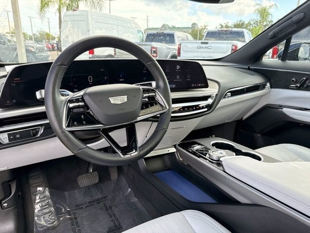 2025 Cadillac LYRIQ Sport